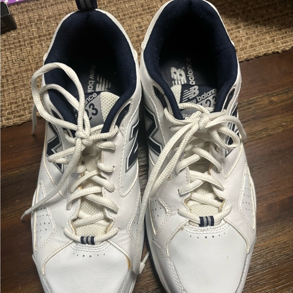 New Balance 623 Mens 10 2E - Picture 1 of 3